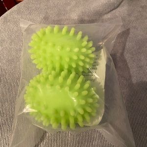 Brand new Norwex Green Dryer balls